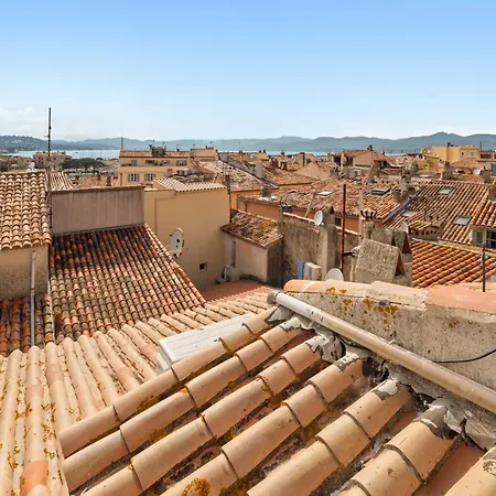 Magnificent - Ac- 2br- *